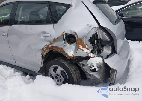 2010 Pontiac Vibe from USA, damaged, VIN 5Y2SL6E88AZ407532